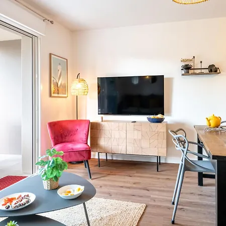 Apartment Jade Et Elena-3 By Interhome